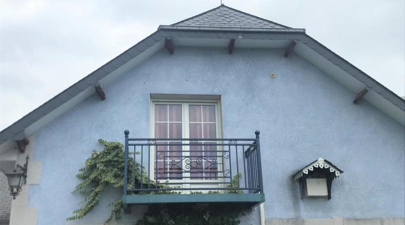 Les Gites De La Maison Bleue D'Estialescq Bagian luar foto
